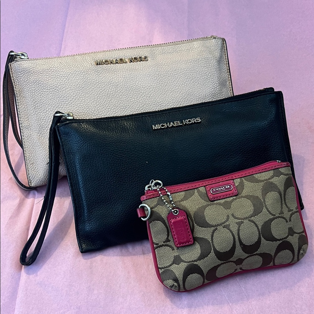 Michael Kors Black and Cream Wristlet Trio